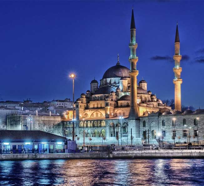خرید بلیط هواپیما استانبول، سفر به پایتخت توریستی ترکیه